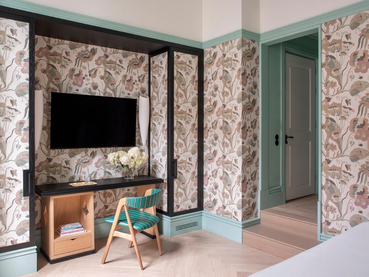 The Editory Boulevard Aliados Hotel - Preferred Hotels Πόρτο Εξωτερικό φωτογραφία A room at the hotel