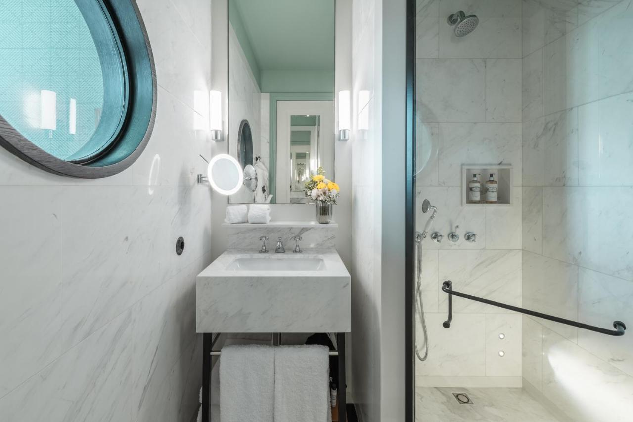 The Editory Boulevard Aliados Hotel - Preferred Hotels Πόρτο Εξωτερικό φωτογραφία Bathroom